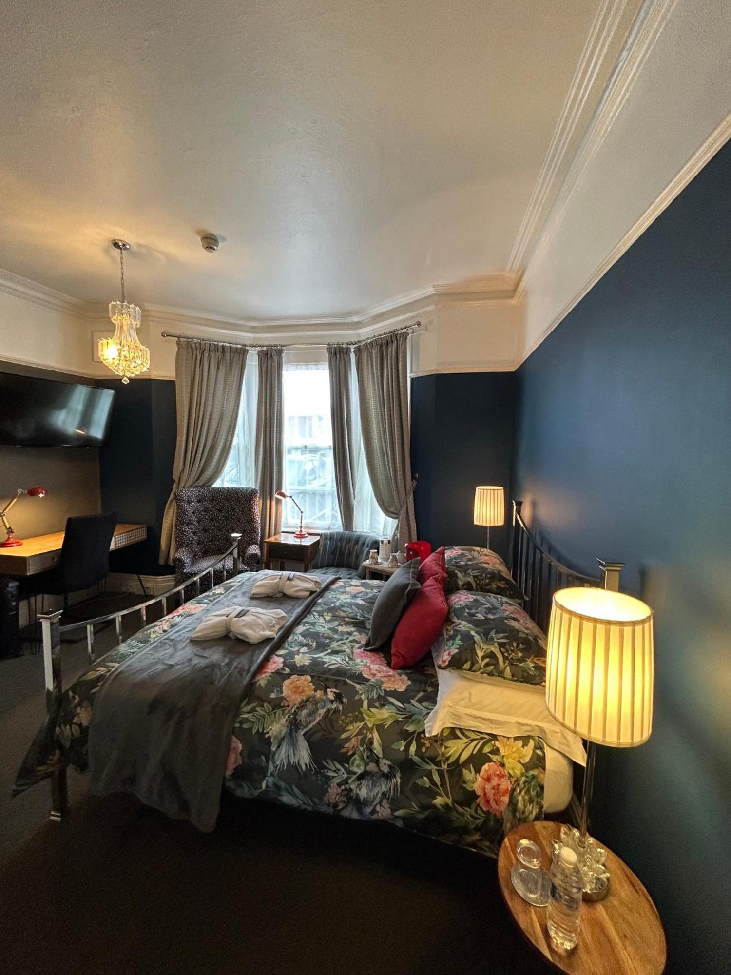 Hotel Worth House CBG Esterno foto